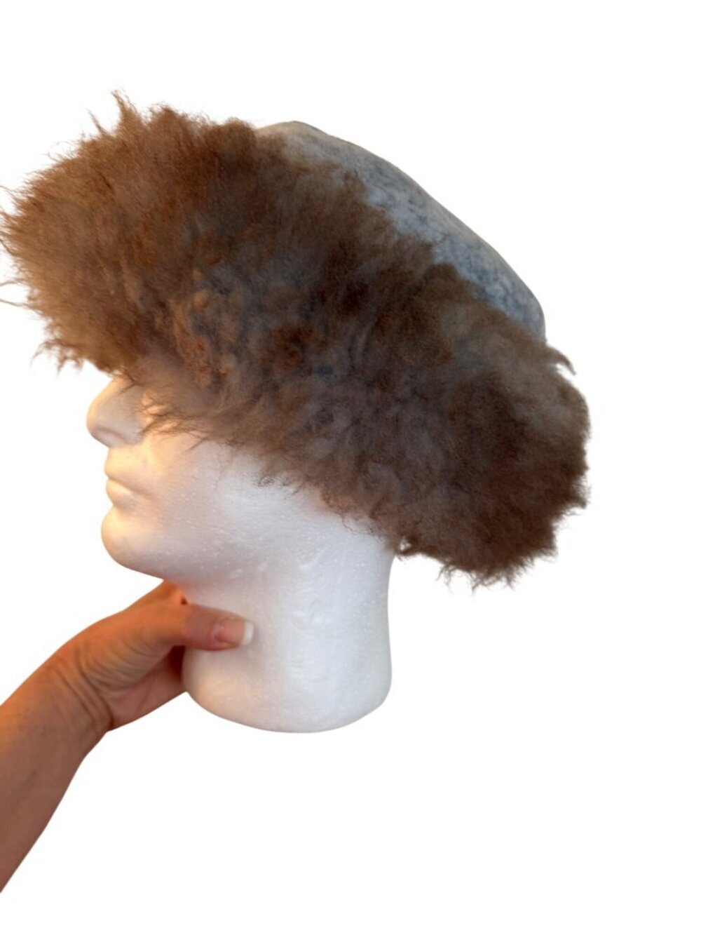 The Leather Works Womens Aspen Sheep Skin Pillbox Hat Size Large Round Winter